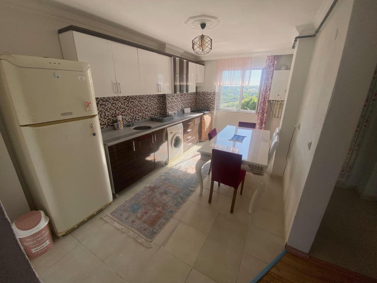 Spacious House Near The Airport Apartment Arnavutkoy Exterior photo
